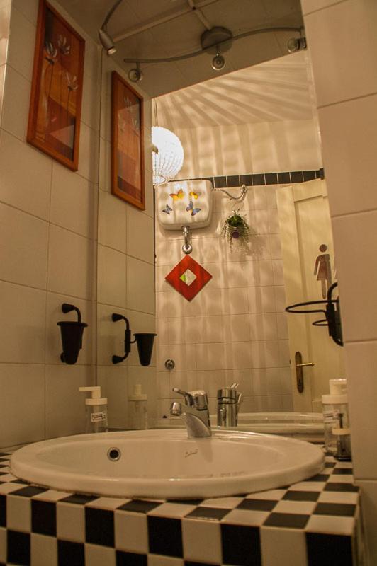 La Casa Di Circe Bed and Breakfast Trieste Exteriör bild